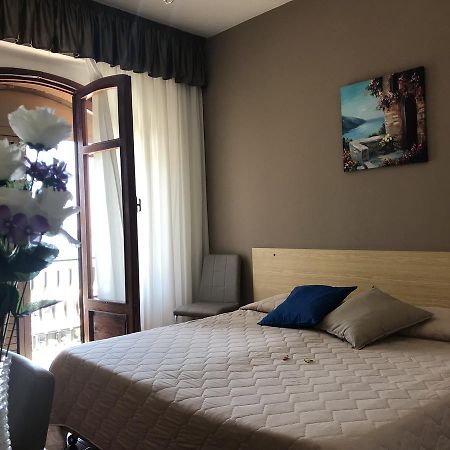 Hotel La Sirenetta Джардини Наксос Екстериор снимка
